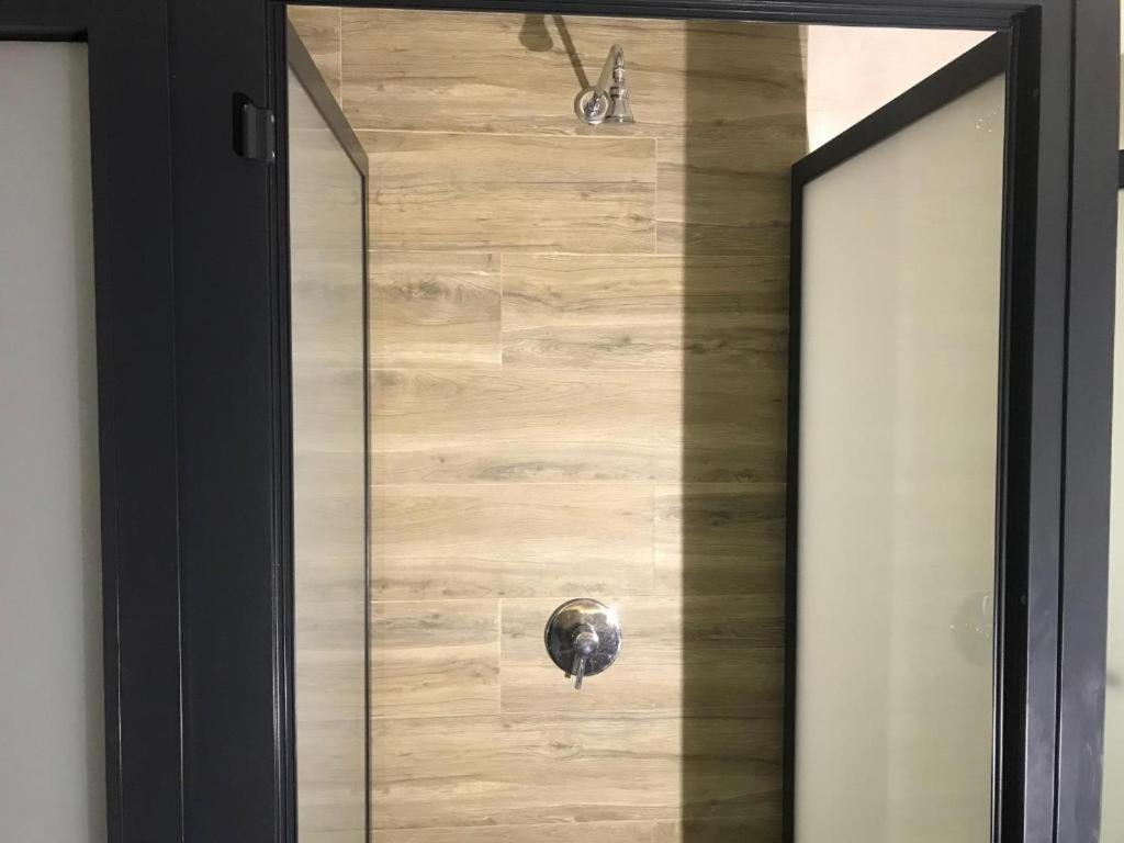 מריניה גראנדה Wood Steel & Glass מראה חיצוני תמונה